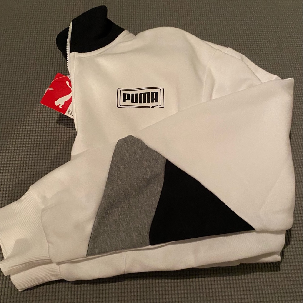 PUMA pullover sweatshirt 😎